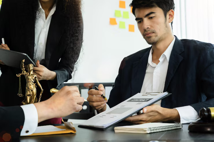 business-people-working-office_1048944-5427887