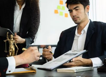 business-people-working-office_1048944-5427887